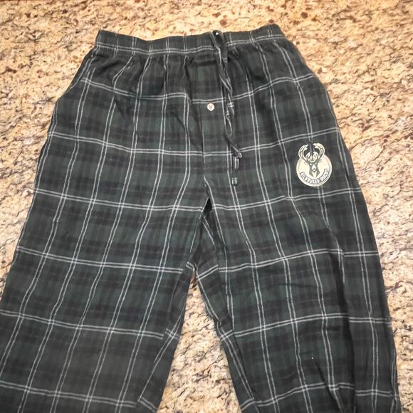 NBA Milwaukee Bucks Men Medium Green Deer Logo Sleep Lounge Pajama Pants - Picture 2 of 6
